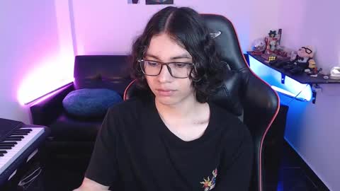 Snapshot of malik_harrison_ chatting on February 2025 02:58:02 PM Malik online show from February 2025 02:58:02 PM