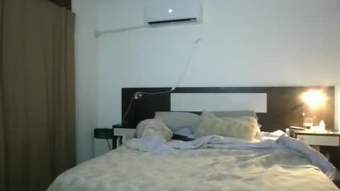 Malon online show from April 2026 04:35:01 AM