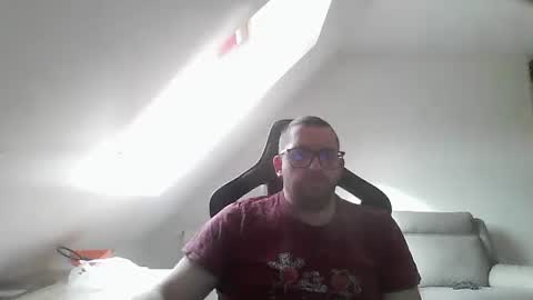 Snapshot of malou2927 chatting on December 2024 01:24:02 PM breton online show from December 2024 01:24:02 PM