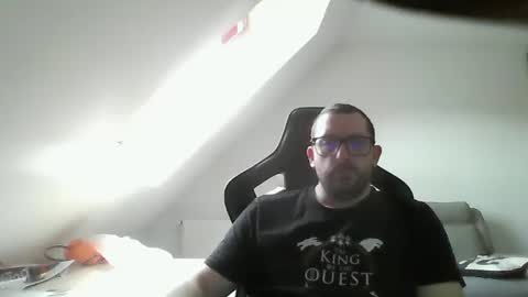 Snapshot of malou2927 chatting on December 2024 12:17:01 PM breton online show from December 2024 12:17:01 PM