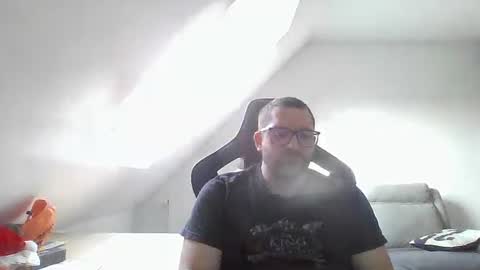 Snapshot of malou2927 chatting on December 2024 01:33:02 PM breton online show from December 2024 01:33:02 PM