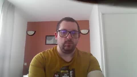 Snapshot of malou2927 chatting on January 2025 09:47:01 AM breton online show from January 2025 09:47:01 AM