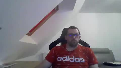 Snapshot of malou2927 chatting on January 2025 05:01:01 PM breton online show from January 2025 05:01:01 PM