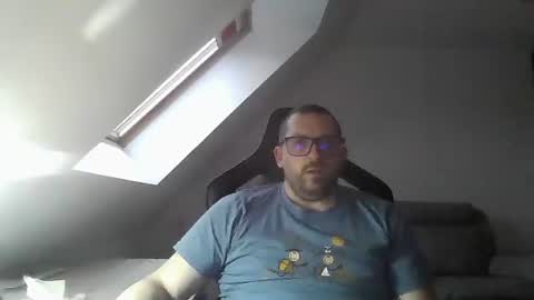 Snapshot of malou2927 chatting on January 2025 04:36:01 PM breton online show from January 2025 04:36:01 PM