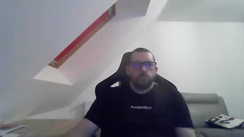 Snapshot of malou2927 chatting on January 2025 04:30:02 PM breton online show from January 2025 04:30:02 PM