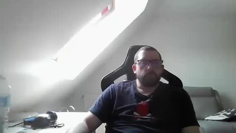 Snapshot of malou2927 chatting on February 2025 01:16:01 PM breton online show from February 2025 01:16:01 PM