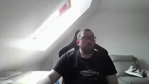 Snapshot of malou2927 chatting on February 2025 12:16:02 PM breton online show from February 2025 12:16:02 PM