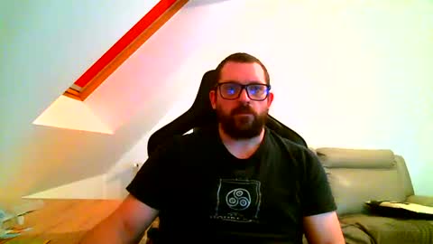 Snapshot of malou2927 chatting on February 2025 08:51:02 PM breton online show from February 2025 08:51:02 PM