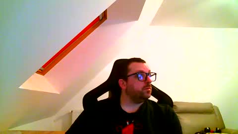 Snapshot of malou2927 chatting on March 2025 07:48:01 PM breton online show from March 2025 07:48:01 PM