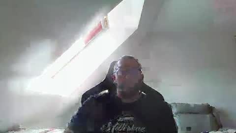 Snapshot of malou2927 chatting on September 2025 12:40:01 PM breton online show from September 2025 12:40:01 PM