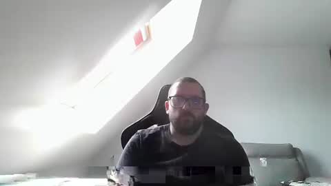 Snapshot of malou2927 chatting on September 2025 09:14:02 AM breton online show from September 2025 09:14:02 AM