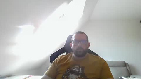 Snapshot of malou2927 chatting on September 2025 01:16:02 PM breton online show from September 2025 01:16:02 PM