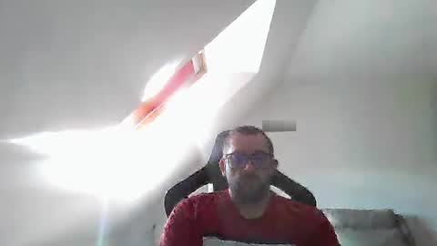 Snapshot of malou2927 chatting on October 2025 01:33:02 PM breton online show from October 2025 01:33:02 PM