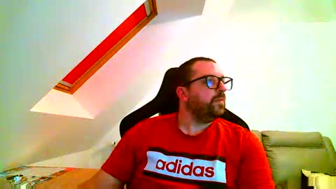 breton online show from November 2025 05:40:02 PM