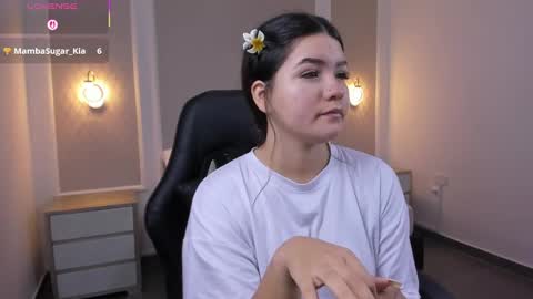 M A L U online show from September 2025 02:37:02 AM