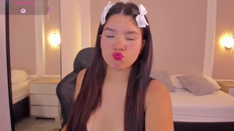 M A L U online show from October 2025 02:37:02 AM