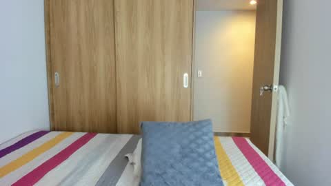 Snapshot of malucam_06 chatting on June 2026 11:57:02 PM instagram nueela online show from June 2026 11:57:02 PM