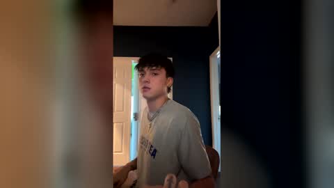 roxster online show from April 2026 01:30:02 AM