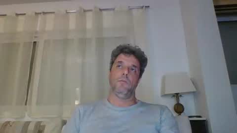 man211172 online show from April 2026 05:32:02 PM