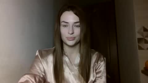 MandiBrooks online show from December 2025 02:11:01 PM