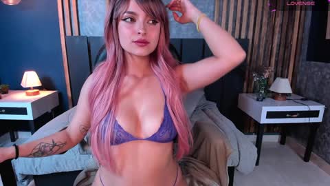 Snapshot of mandy_collins_ chatting on January 2025 12:59:02 PM Mandy online show from January 2025 12:59:02 PM