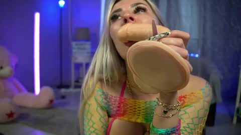 Anto Lovense is Active My pleasure is in your hands Private is Open online show from May 2026 07:59:02 AM