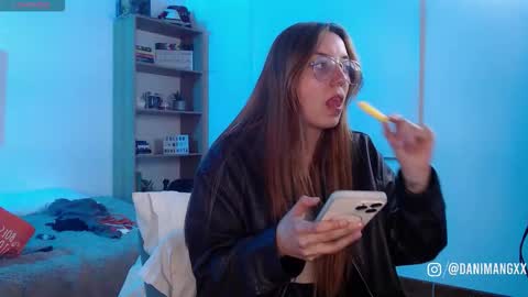 Danny online show from October 2025 02:10:01 AM