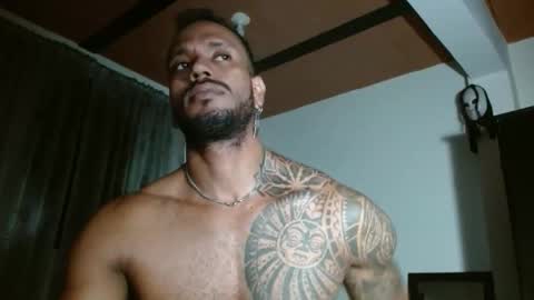 Manolo online show from November 2025 05:15:02 PM