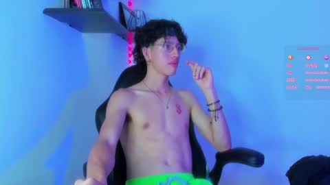 Manuel online show from January 2025 11:40:01 PM