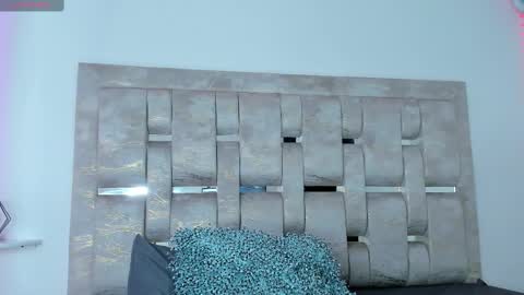 Manuel online show from February 2025 08:14:02 PM