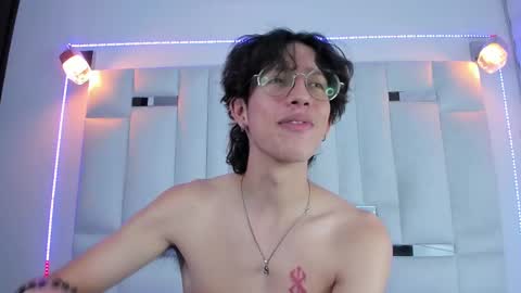 Manuel online show from February 2025 01:48:02 AM