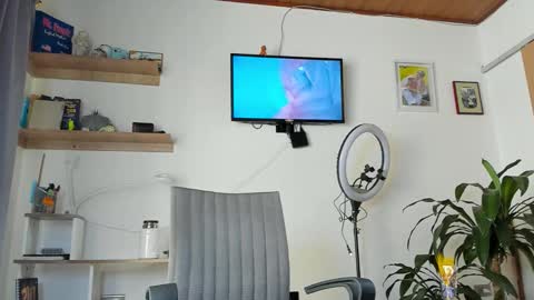 manucute 23  online show from January 2026 03:03:02 PM