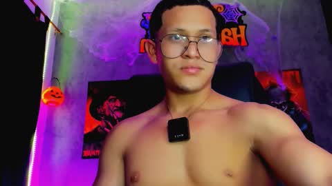 Manuel online show from October 2025 01:42:02 AM