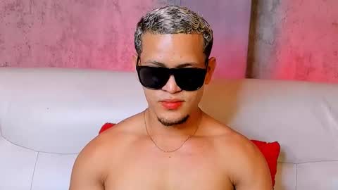 Manuel online show from December 2025 02:30:02 AM