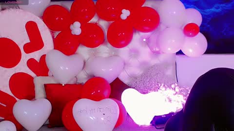 Manuela Kingsley online show from February 2025 05:46:02 PM