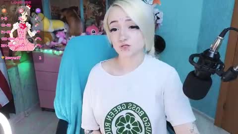 Snapshot of manuela_unicorn chatting on March 2025 08:20:02 PM Manuela online show from March 2025 08:20:02 PM