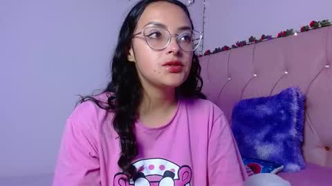 Manu  online show from December 2025 10:41:02 PM