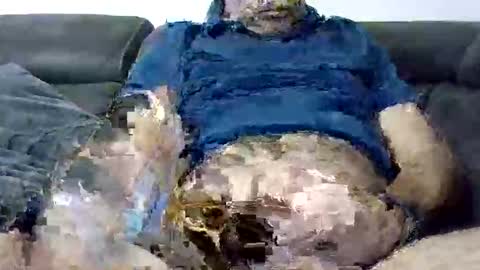 Snapshot of manuv chatting on December 2025 12:42:01 AM manuv online show from December 2025 12:42:01 AM