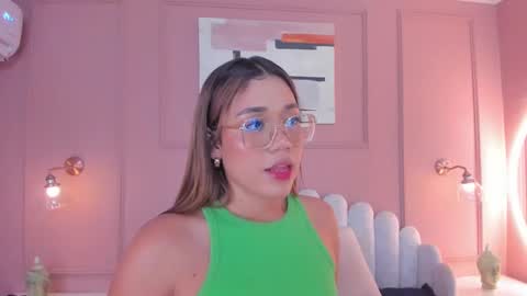 Snapshot of mara_brooks chatting on December 2024 06:18:02 PM Mara online show from December 2024 06:18:02 PM