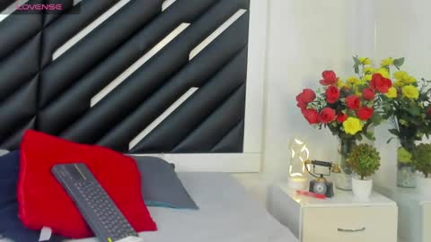 Mara  online show from April 2026 09:21:02 PM