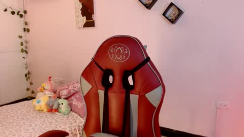 Snapshot of mara_summer chatting on November 2025 01:28:01 PM Mara 3 online show from November 2025 01:28:01 PM