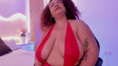 Snapshot of maraasweet chatting on May 2026 02:27:02 AM Mrs. Sweet online show from May 2026 02:27:02 AM