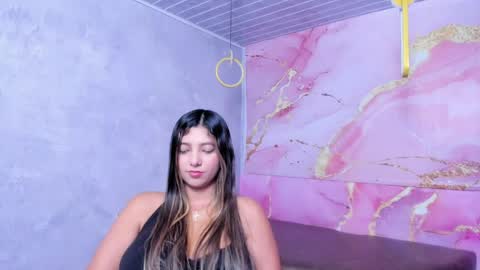 Snapshot of maraluna_ chatting on April 2026 01:42:02 PM Maraluna online show from April 2026 01:42:02 PM