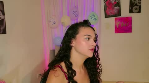 Snapshot of maravelvett chatting on May 2026 07:34:01 PM Mara online show from May 2026 07:34:01 PM