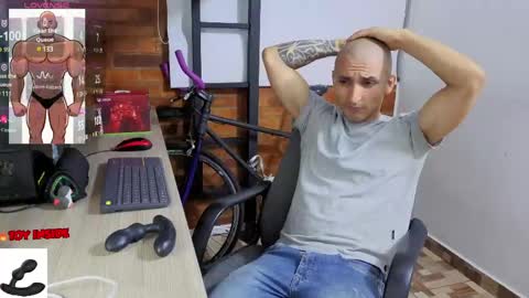 Snapshot of marckmuscle chatting on May 2026 03:00:02 AM Marck Independent model online show from May 2026 03:00:02 AM
