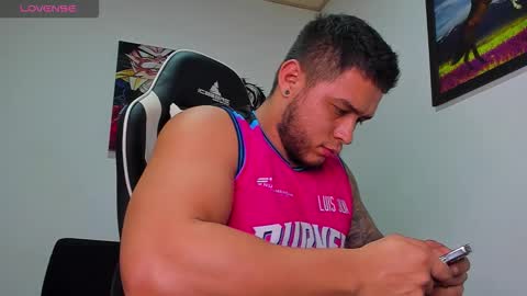 Marco Diaz online show from October 2025 01:36:02 AM