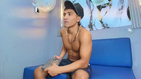 marco_smith2 online show from May 2026 03:37:02 AM