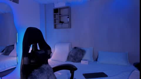 Marco Sullivan online show from October 2025 12:17:02 PM