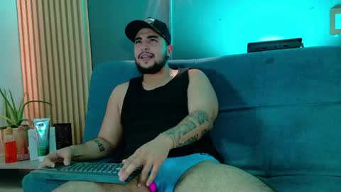 marcus_aress online show from May 2026 07:32:02 PM