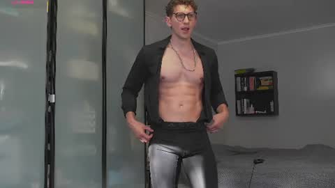 Marcus Diamond  online show from July 2026 03:06:02 PM